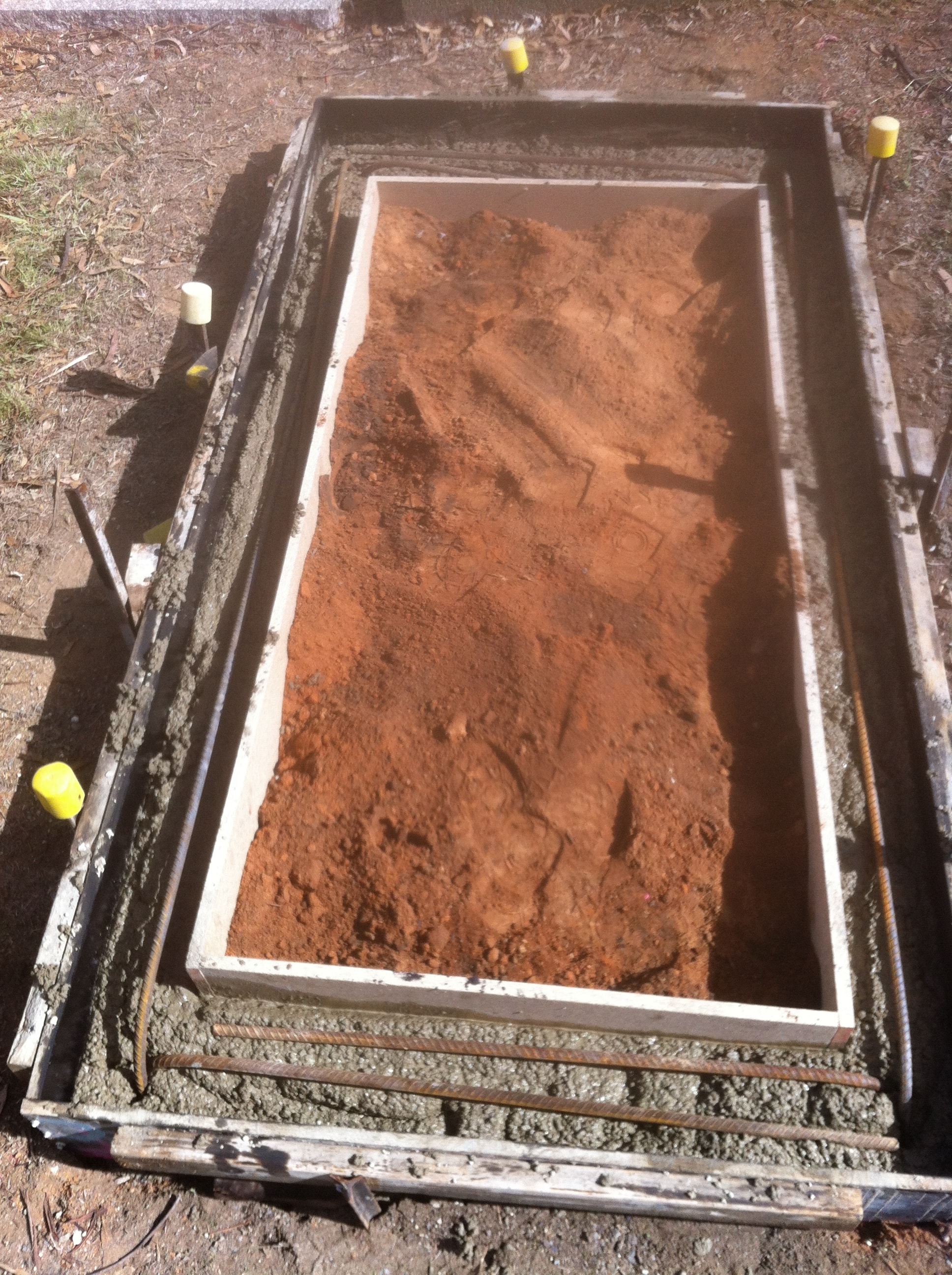 Grave memorial example 29