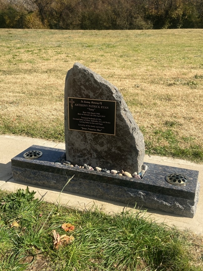 Headstone example 1