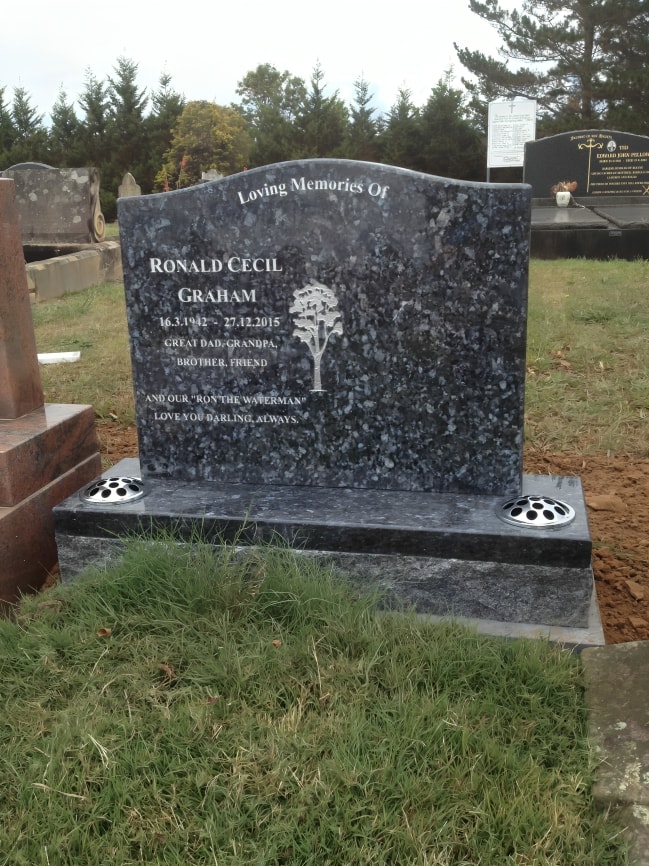 Headstone example 11