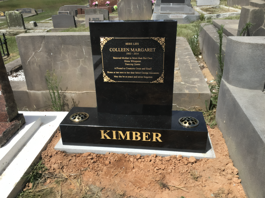 Headstone example 15