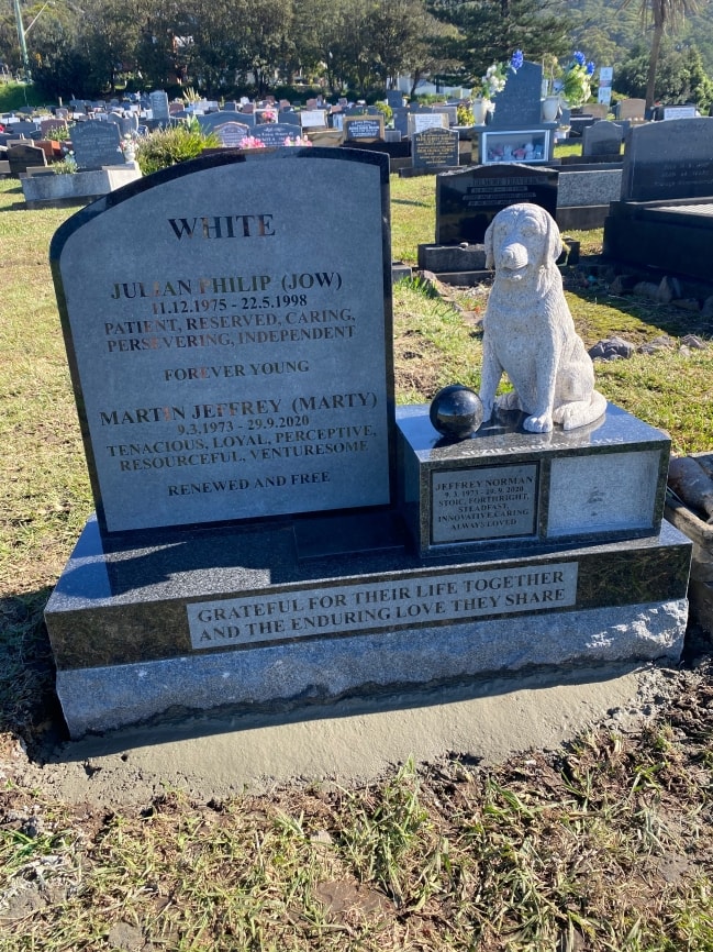 Headstone example 32
