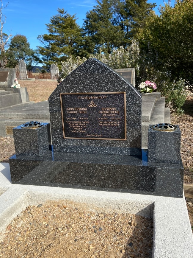 Headstone example 5