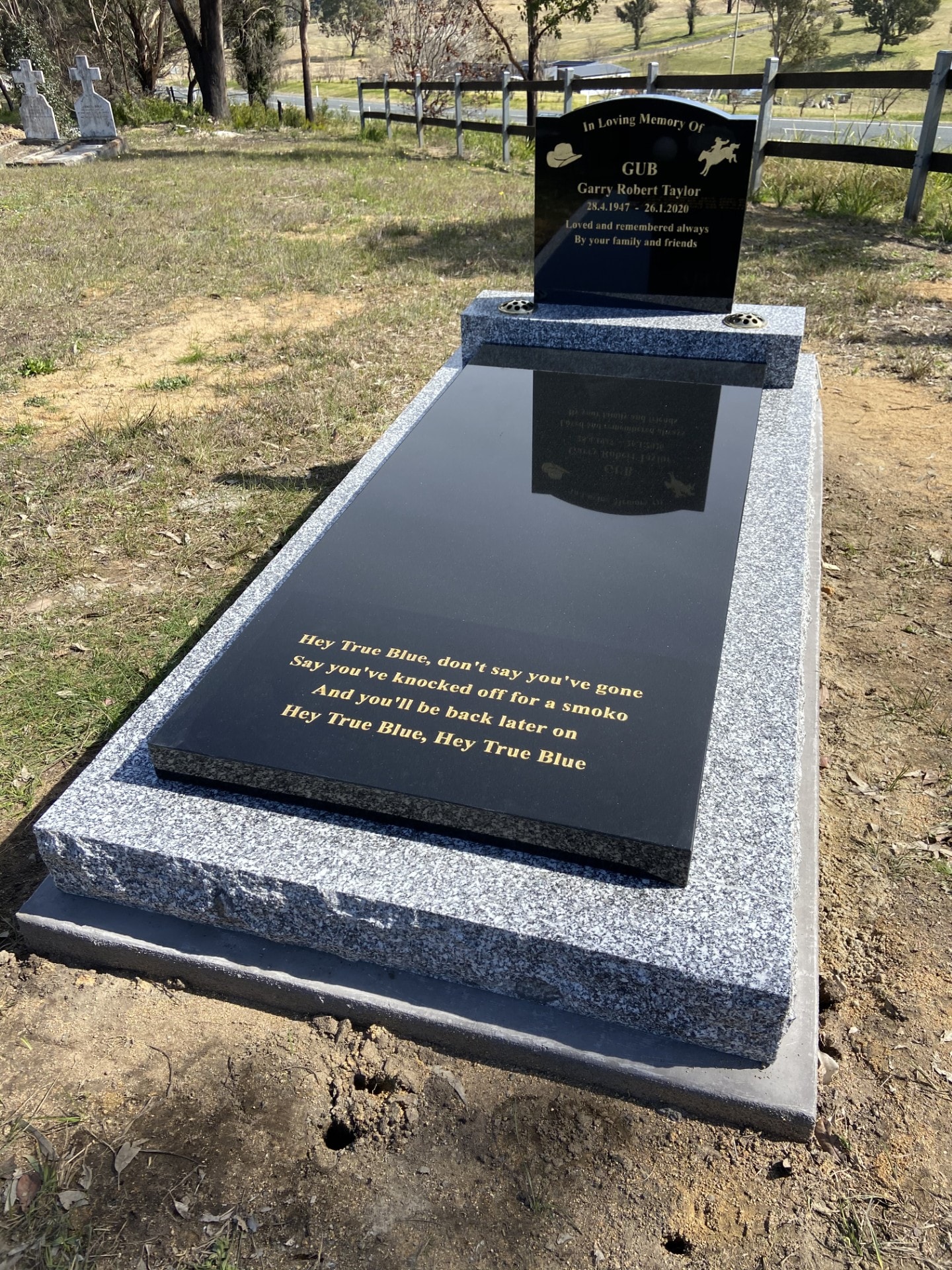 Garry Robert Taylor grave memorial